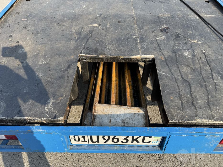 Эвакуатор сотилади, йили 2003 ,4 балон янги , матор соз холатда ,