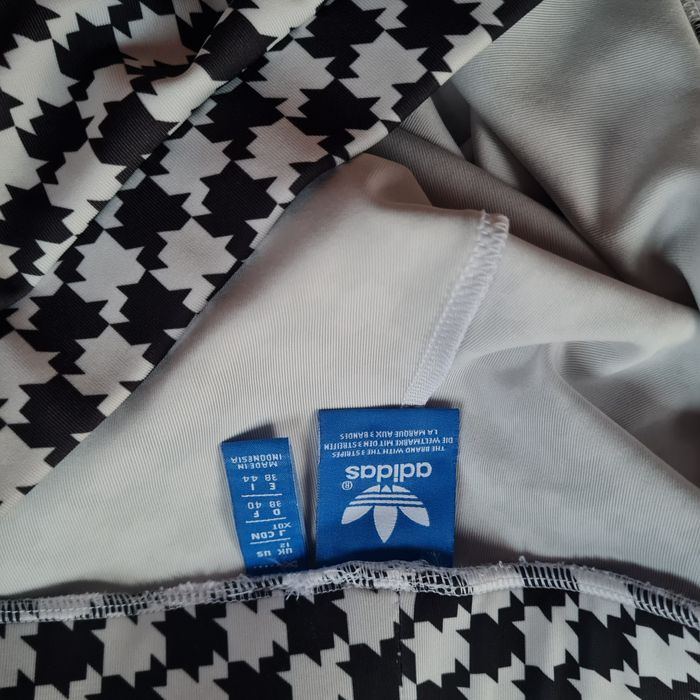 ADIDAS  оригинален клин, UK 12 , EU M-L