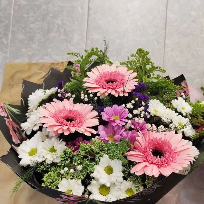 Цветы (букеты,корзинки)на заказ