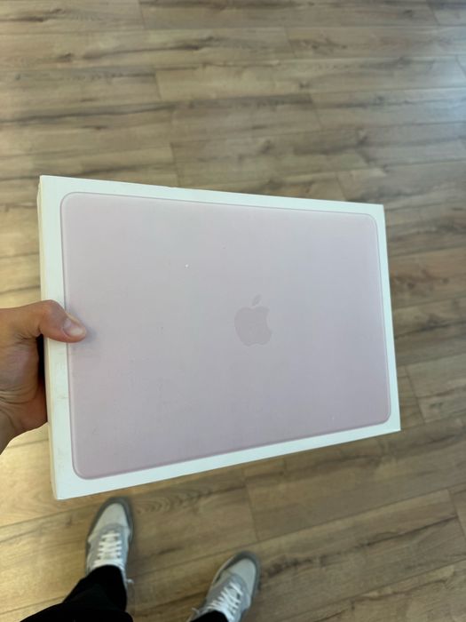 MacBook Neo 8/256 Pink