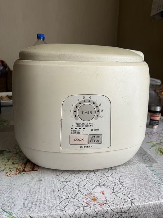 Продам б у Рисоварку в хорошем состоянии