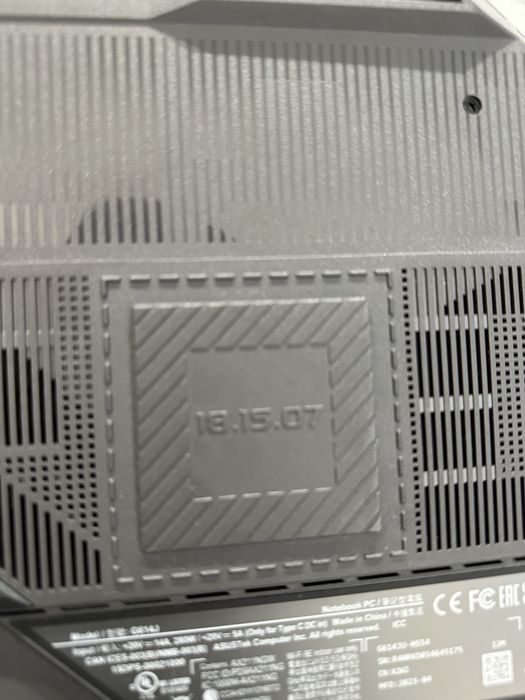 Продаю игровой ноутбук ASUS ROG Strix