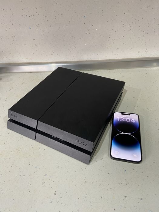 iPhone 14 pro max + ps4 1 TB
