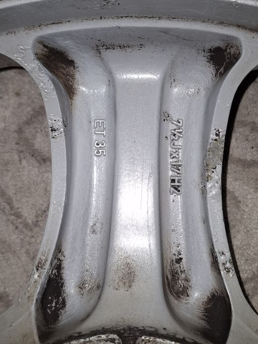 Продам диски размер 17