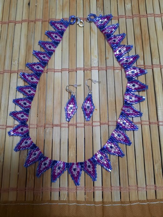 Set de mărgele lucrate manual