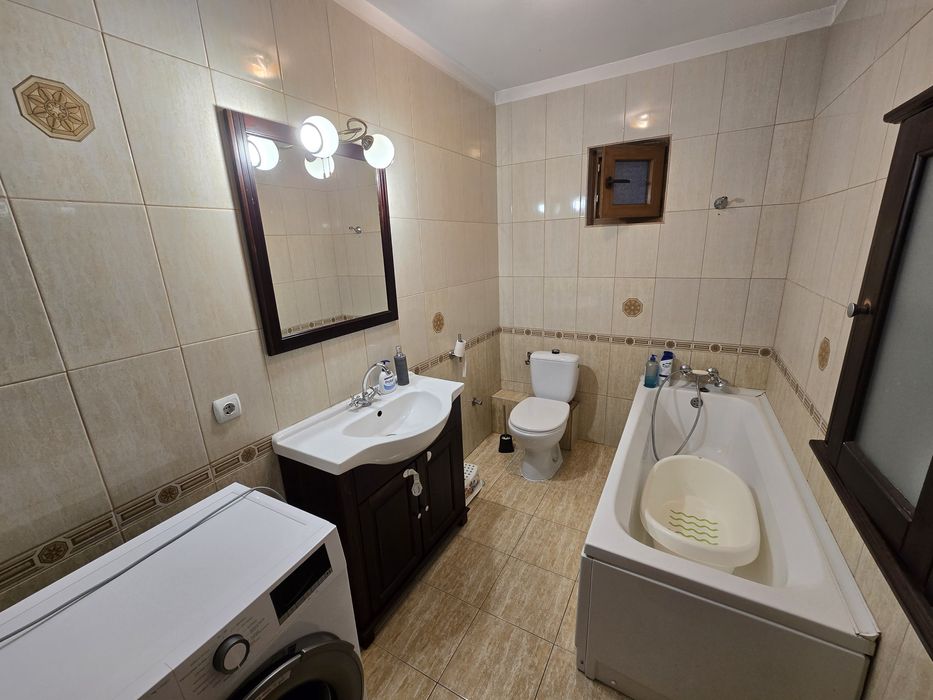PF inchiriez apart. 4 camere