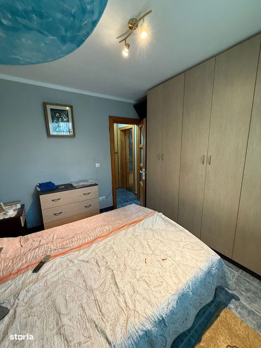 3 CAMERE cu bucatarie mare, Narcisa