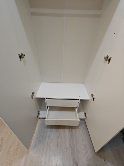 Продам шкаф в отличном состоянии