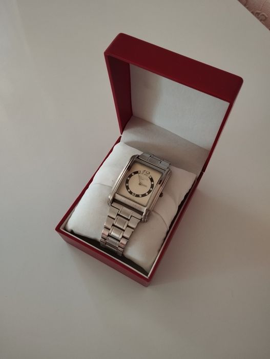 Продам ручные часы