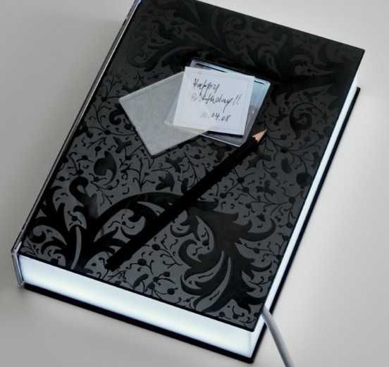 Lampa de birou, LED, ceas, priza multipla, albastru. Cadoul ideal!