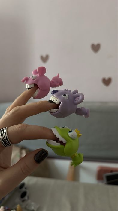 Наборы игрушек классных продам дешево