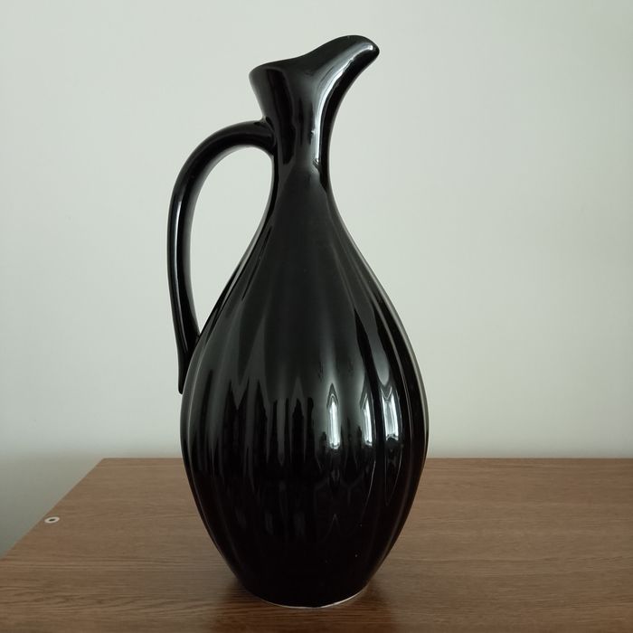 Продам фарфоровую посуду