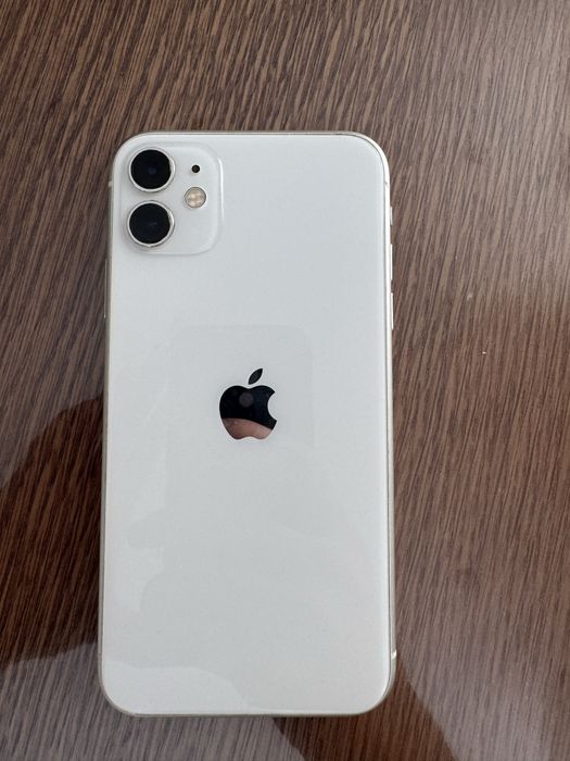 Iphone 11 в белом цвете