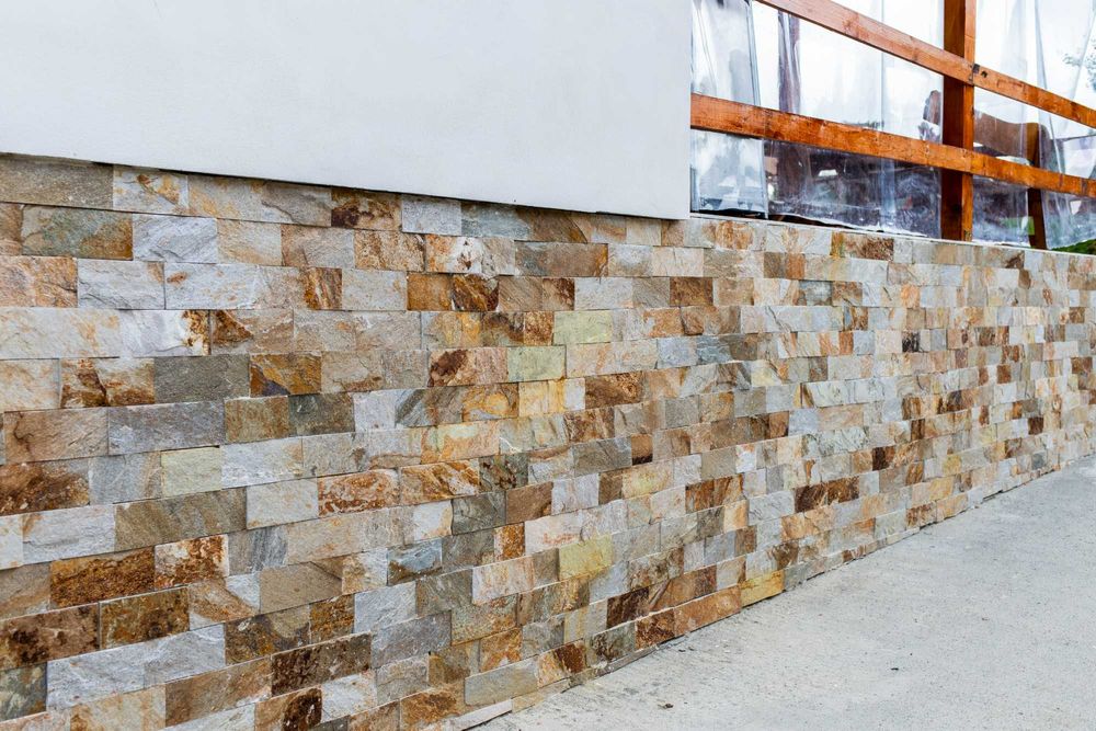 depozit piatra naturala decorativa travertin marmura granit pietricele