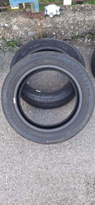 2бр. 205/55/17 Goodyear 6.8mm грайфер, дот 21г. ---