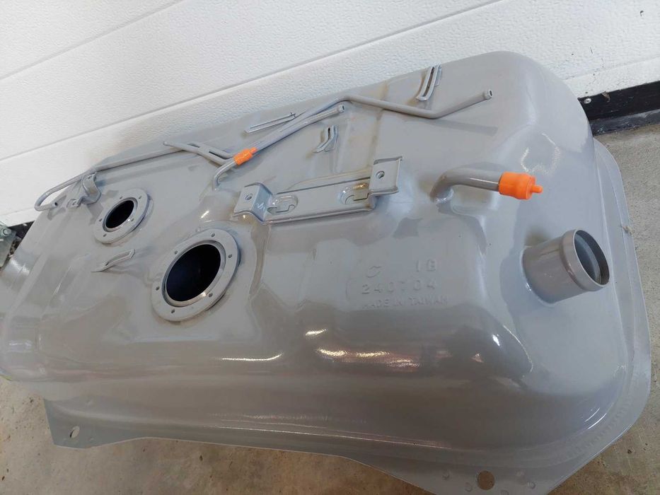 Резервоар за SUZUKI VITARA /88-98/