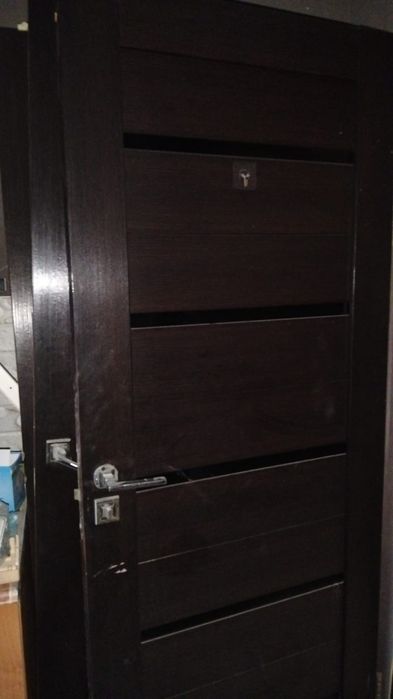Продам двери межкомнатные