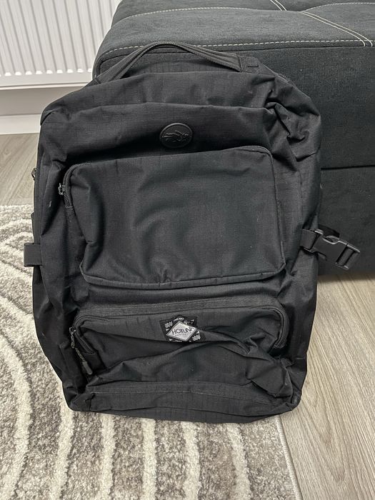 Vand ghiozdane in stare buna