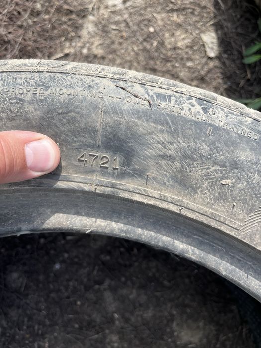 Продам 215 55 r17