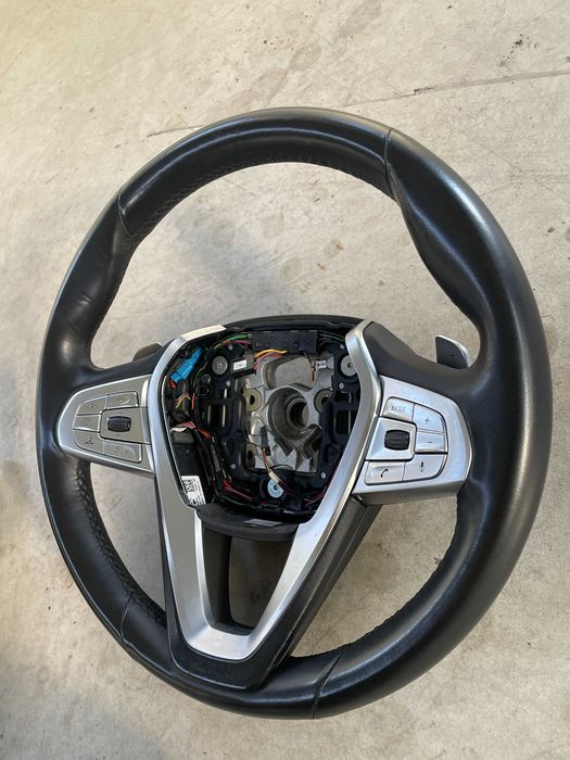 Volan sport cu padele + incalzire Bmw seria 5 G30, 6 G32, 7 G11, 8 G14