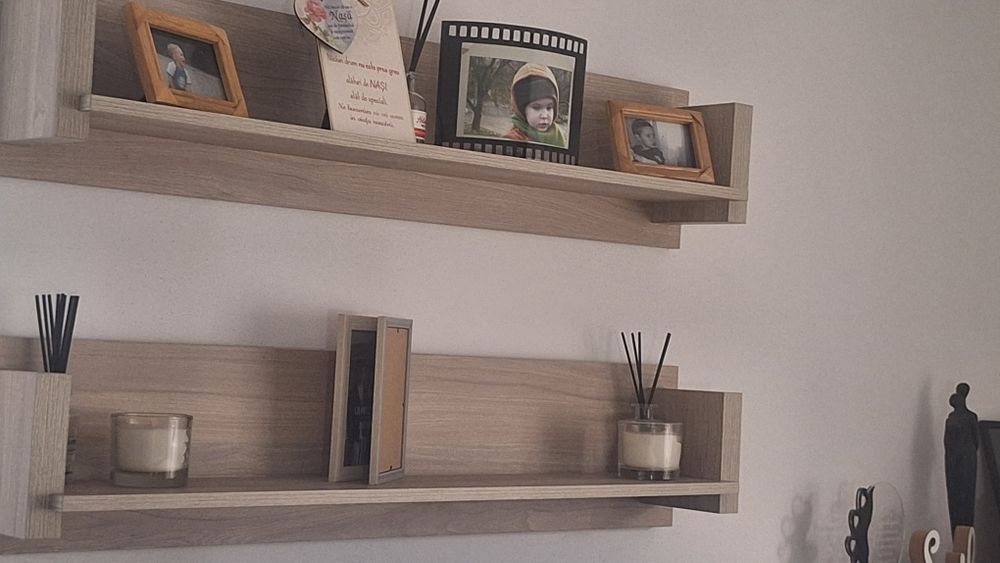 Vand mobila sufragerie