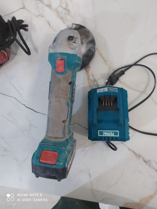 Срочно продам болгарку тотал