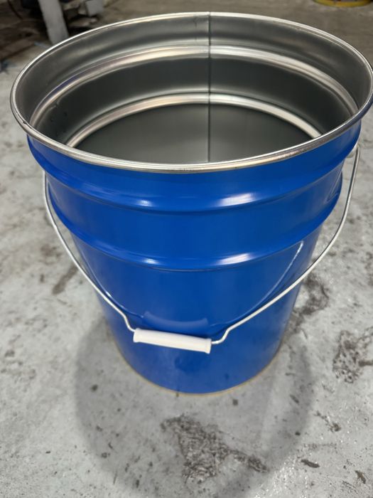 Ведро металическое с крышкой корона (челак ) ( chelak temir)