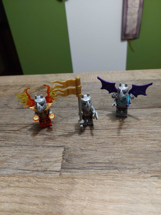 Лего сет,фигурки и институции