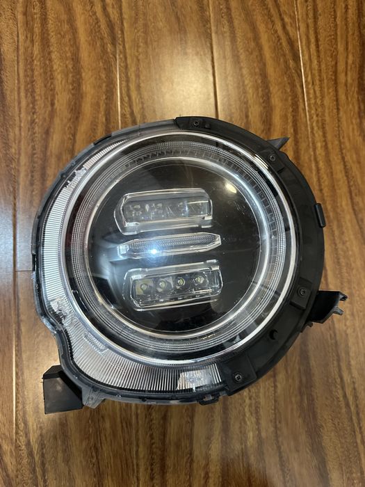 Фара правая на Haval Dargo
