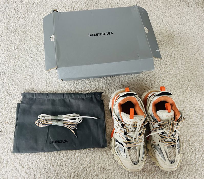 Balenciaga Track 42