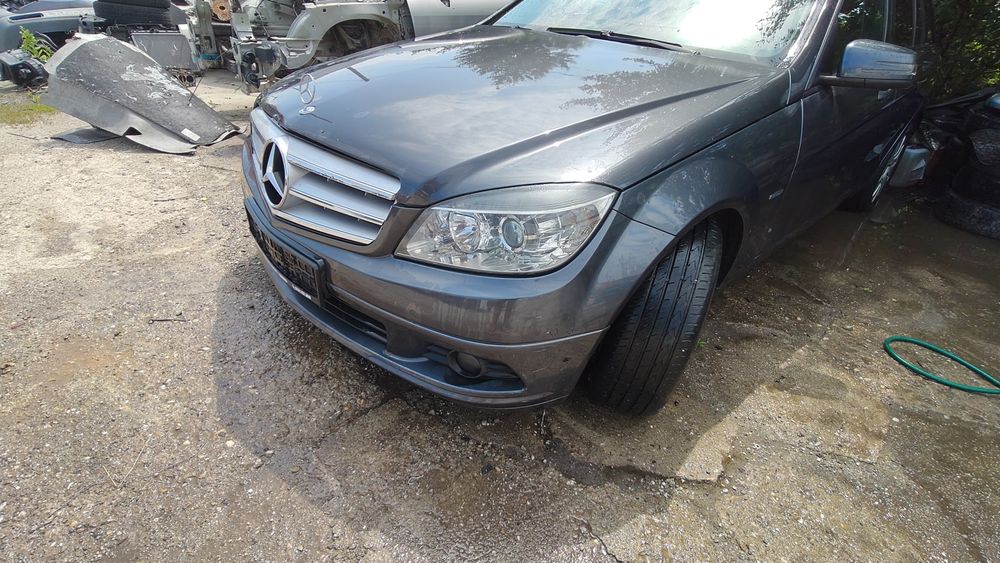 Bara fata Mercedes C Class W204