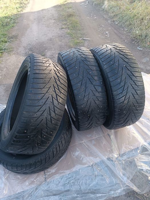 Шины 235*55R17 Kapsen