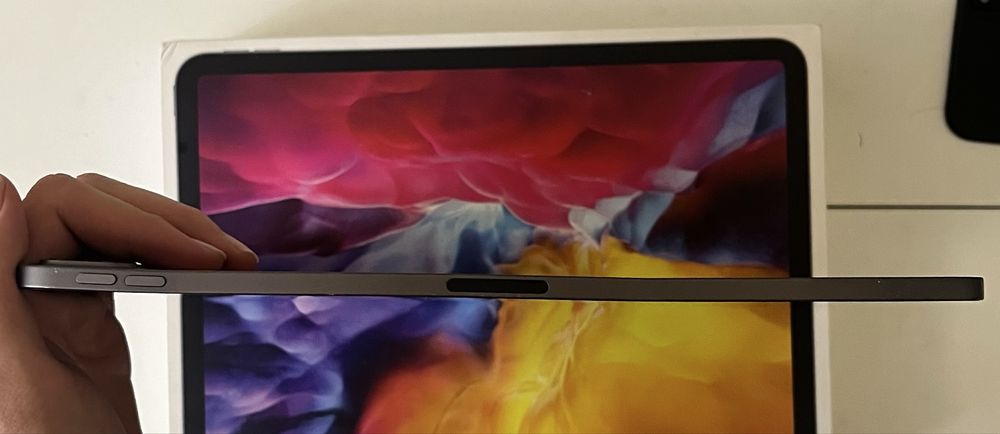 iPad PRO 2020 11” + Magic Keyboard