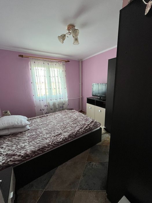 Apartament de 2 camere semidecomandat