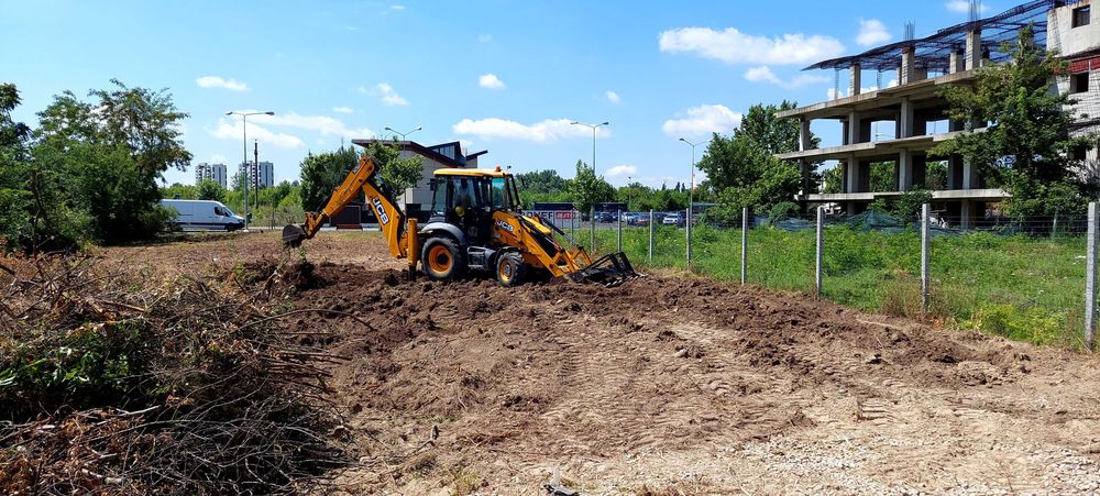 servicii demolari cu buldoexcavator, fundatii , defrisari