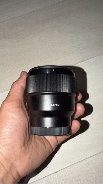 sigma 35mm 1.4 +sony 85mm 1.8