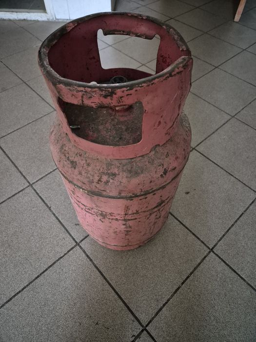 Рродам газовый балон 27л,