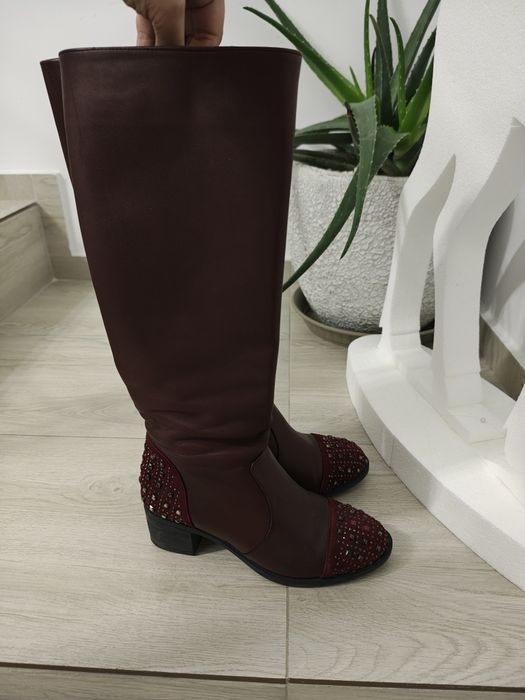 Cizme din piele marime 38