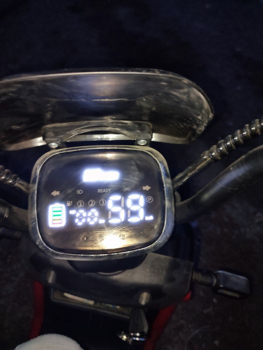 Электро скутер танк