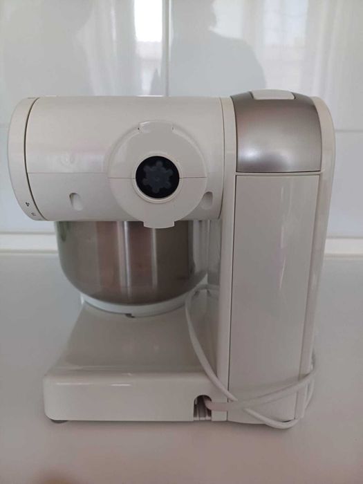 Комбайн кухонный Bosch mum 4880