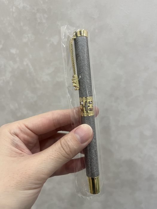 Металлические ручки на подарок