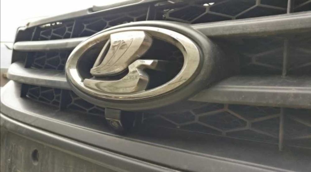 Универсална камера за предно задно виждане AUDI BMW Mercedes и др.