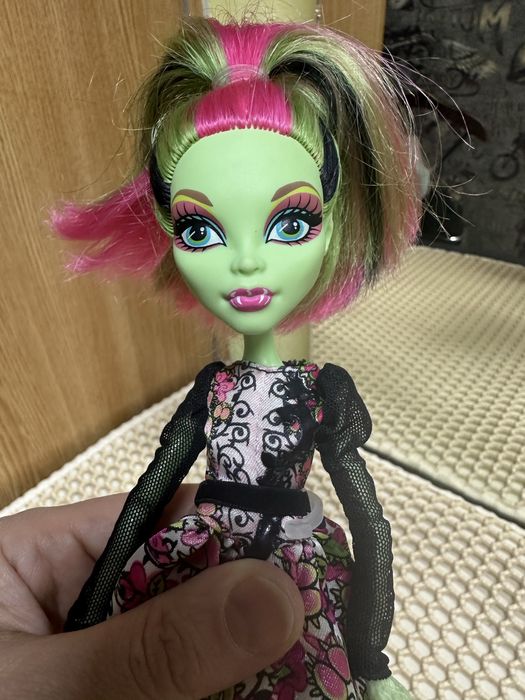 Продам кукол монстр хай!