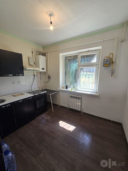 Продам 10 худуд сергели 2/1/9 балкон 2*6 ипотека можно