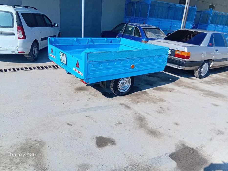 Прицеп сатылады .