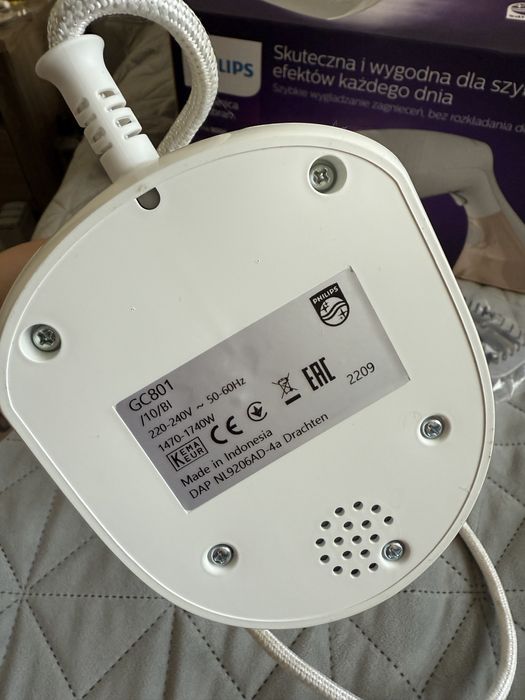 Aparat de calcat vertical PHILIPS 8000 Series
