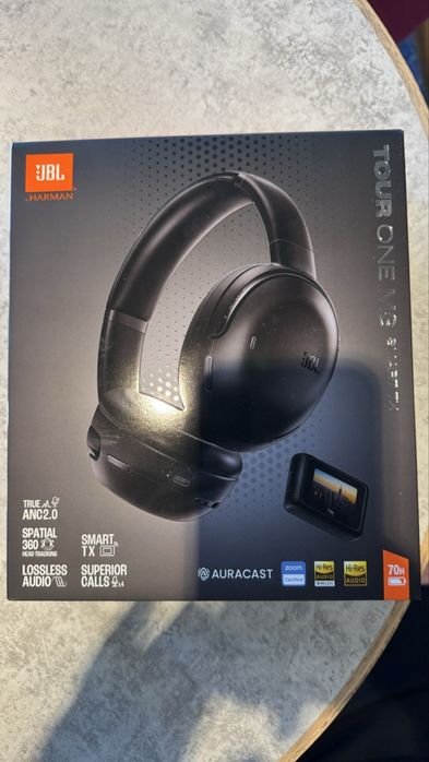 Неотваряни JBL tour one m3 smart tx