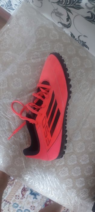 Сороконжка adidas f50 41 размер