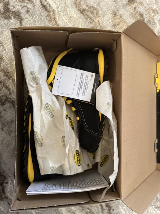Bocanci protectie Diadora Glove Hype marimi de la 36la 39