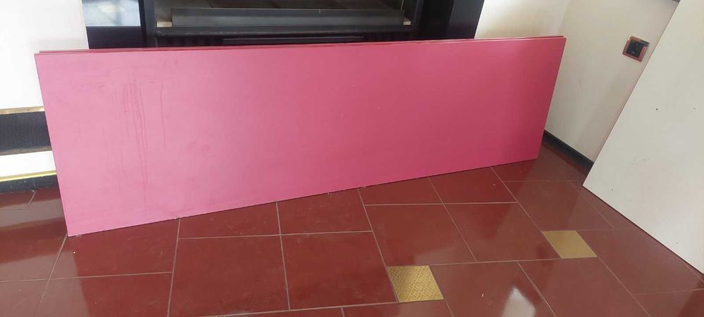 Легло: 140 х 190 см. Отлично състояние.  Предаване - Плевен.